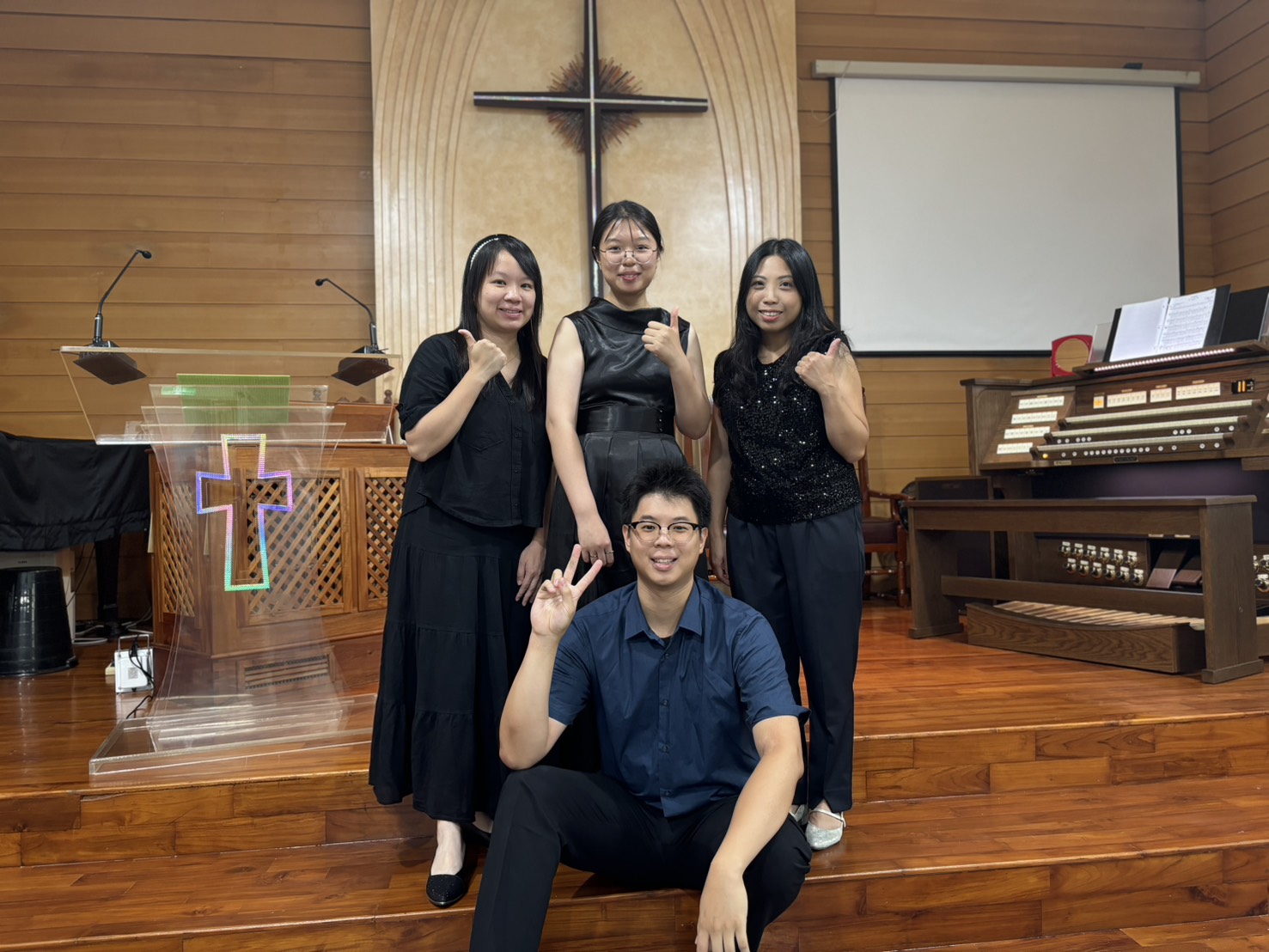 Jimmy Chiu with viola, organ, and piano collaborators after a Taiwan recital